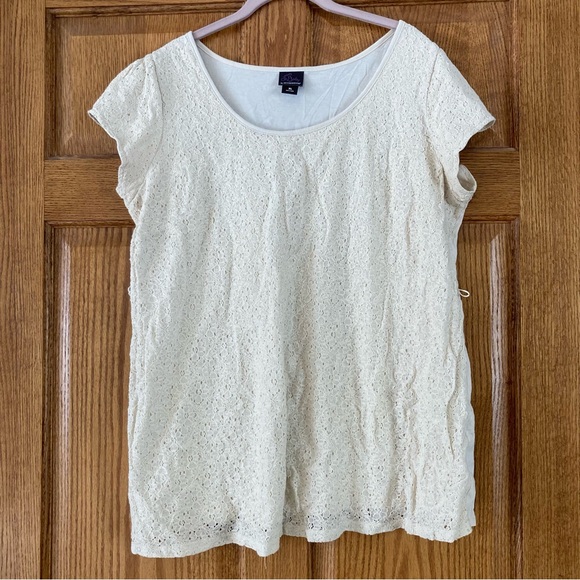Oh Baby by Motherhood Tops - 5/$15 Oh Baby Ivory Floral Overlay SS Top XL